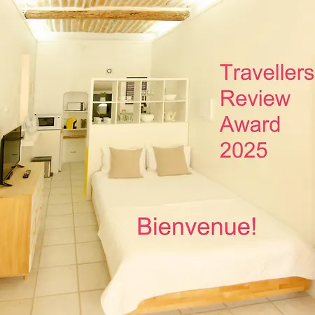 Clementine - Joli Studio Prive Avec Clim Calme A 70 M Du Centre Village De Lauris Exterior foto